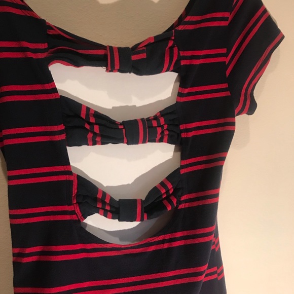 Urban Outfitters UO Urban Renewal bow back shirt - Picture 3 of 3